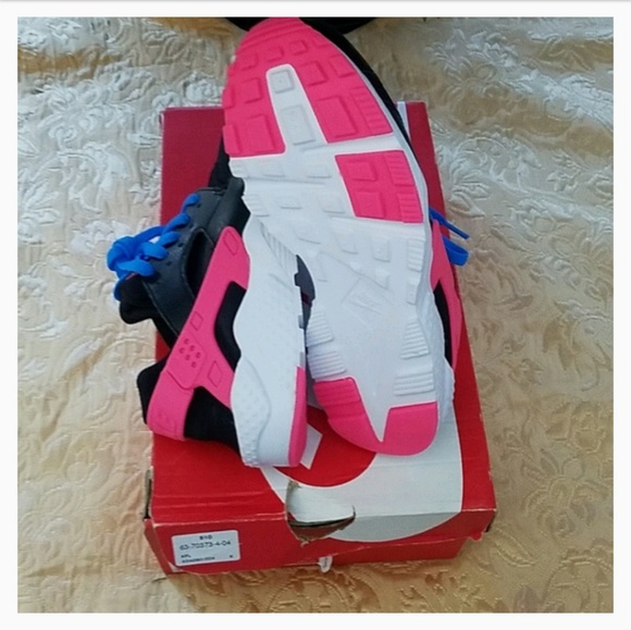 NIB Nike Huarache Run 2015 (6Y) (7.5W) - Picture 2 of 5
